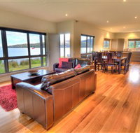 Tides Reach - Accommodation Nelson Bay