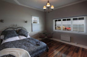 Ark Stanley - The - Accommodation Nelson Bay 0