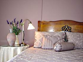 Abbey's 'The Green House' - Accommodation Nelson Bay 0