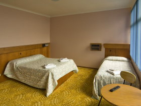 Somerset Hotel - Accommodation Nelson Bay 0