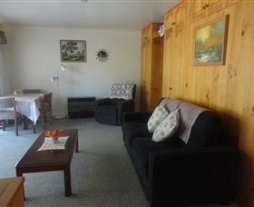 Blue Wren Tea Gardens - Accommodation Nelson Bay 0