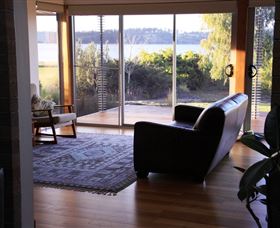 Beach And Boat Accommodation - Accommodation Nelson Bay 2