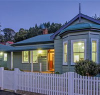 Mt Lyell Anchorage - Accommodation Nelson Bay