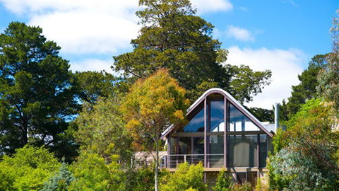 Hepburn Spa Pavilions - Saffron - Accommodation Nelson Bay 3