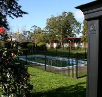 Captains Lodge International - Accommodation Nelson Bay