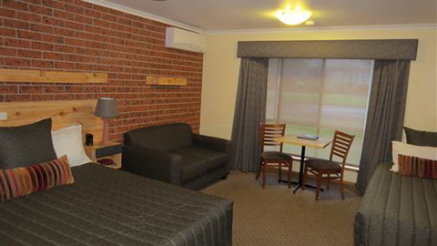 AAT 28 Goldsmith Hotel - Accommodation Nelson Bay 2