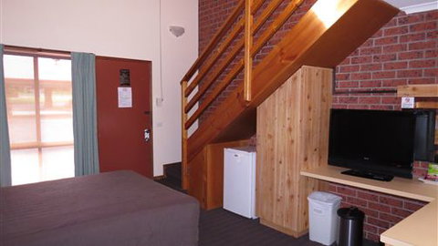 AAT 28 Goldsmith Hotel - Accommodation Nelson Bay 7