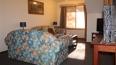 AAT 28 Goldsmith Hotel - Accommodation Nelson Bay 5