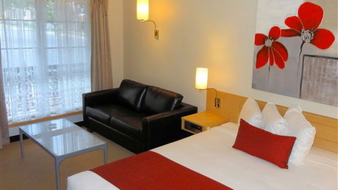 Hermitage Motor Inn - Accommodation Nelson Bay 4
