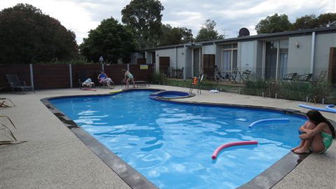 Riverside Ocean Grove - Accommodation Nelson Bay 5