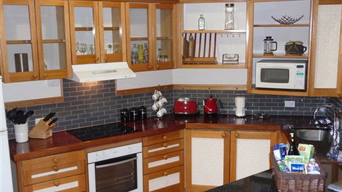 The Lodges - Accommodation Nelson Bay 3