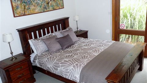 The Lodges - Accommodation Nelson Bay 5