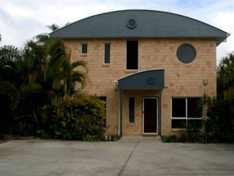 Beach House Redcliffe - Nelsons Bay Accommodation 0