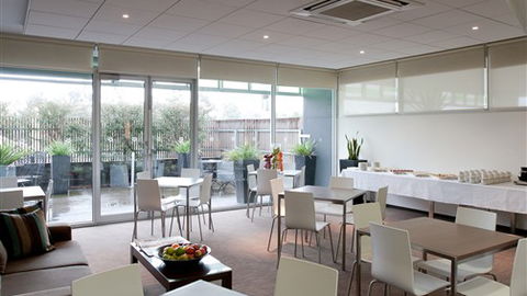 Punthill Apartment Hotels - Knox - Accommodation Nelson Bay 4