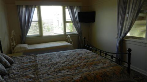 Willy's Holiday House - Accommodation Nelson Bay 1