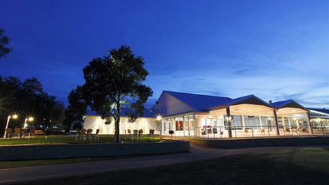 Yarrawonga Mulwala Golf Club Resort - Accommodation Nelson Bay 2