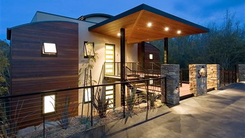 Saltus Luxury Accommodation - Accommodation Nelson Bay 0