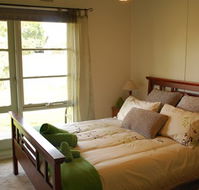 Manners in Mulwala - Accommodation Nelson Bay