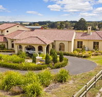 Tuscan Getaway - Accommodation Nelson Bay