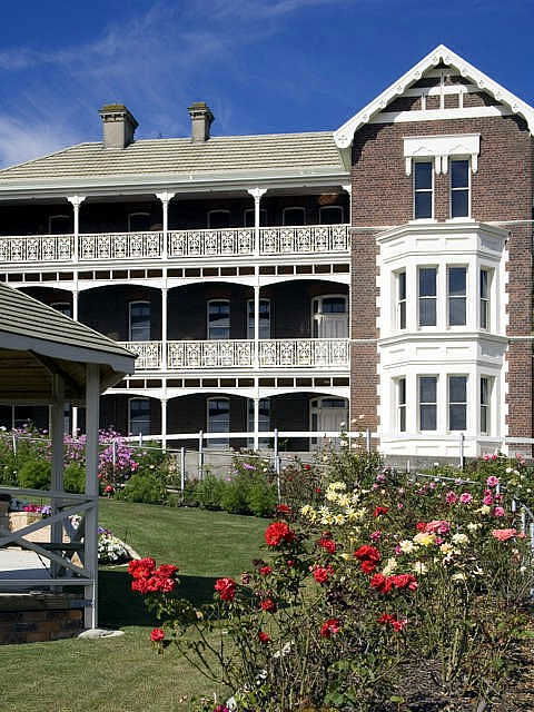 Auldington Hotel - Accommodation Nelson Bay 1