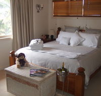 Ayr Bed and Breakfast on McIntyre - Accommodation Nelson Bay