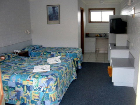 Bass & Flinders Motor Inn - Accommodation Nelson Bay 2