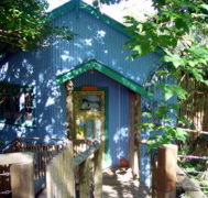 Blue Poles Cafe Gallery  BB - Accommodation Nelson Bay