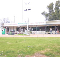 Boundary Bend General Store and Caravan Park Murray River - Accommodation Nelson Bay