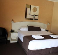 Bowen Inn Motel - Accommodation Nelson Bay