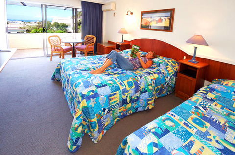 Caribbean Motel - Accommodation Nelson Bay 2