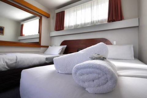 City View Motel ( Hobart) - Accommodation Nelson Bay 0