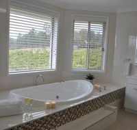 Ghost Riders Vineyard Lodge - Accommodation Nelson Bay
