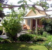 Kemeys Mountain Hideaway - Accommodation Nelson Bay