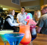 Loxton Hotel - Accommodation Nelson Bay