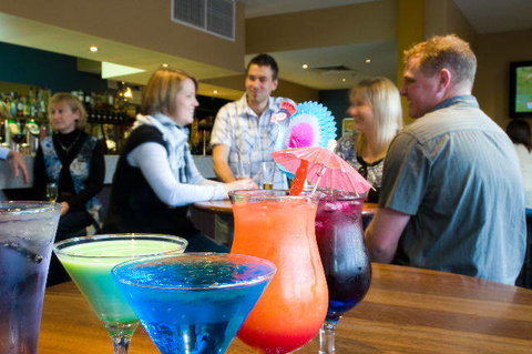 Loxton Hotel - Accommodation Nelson Bay 0