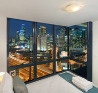 Melbourne Short Stay Apartments - MP Deluxe - Accommodation Nelson Bay