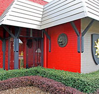 New England Motor Lodge - Accommodation Nelson Bay