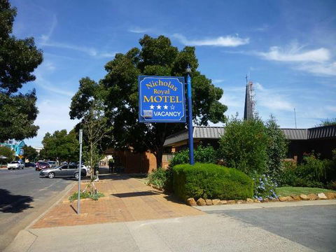 Nicholas Royal Motel - Accommodation Nelson Bay 0