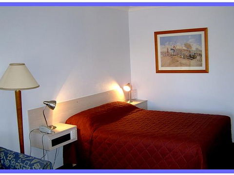 NOAH'S Mid City Motor Inn - Accommodation Nelson Bay 2