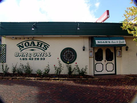 NOAH'S Mid City Motor Inn - Accommodation Nelson Bay 4