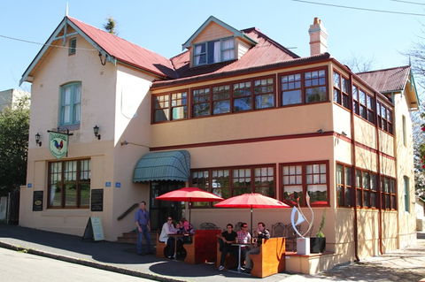 Jamison Guesthouse And The Rooster Restaurant - Accommodation Nelson Bay 0