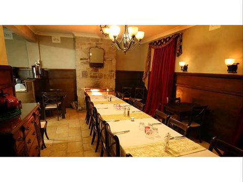 Capertee Royal Hotel - Accommodation Nelson Bay 2