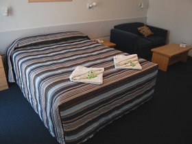 BEST WESTERN Bass And Flinders Motor Inn - Accommodation Nelson Bay 0