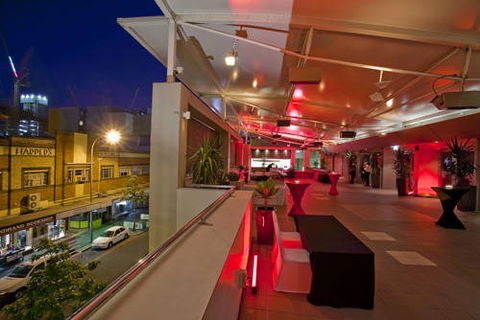 Rydges Perth - Accommodation Nelson Bay 2