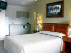 Saltbush Motor Inn - Accommodation Nelson Bay 0