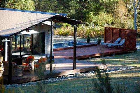 The Long Weekend Retreat - Accommodation Nelson Bay 5