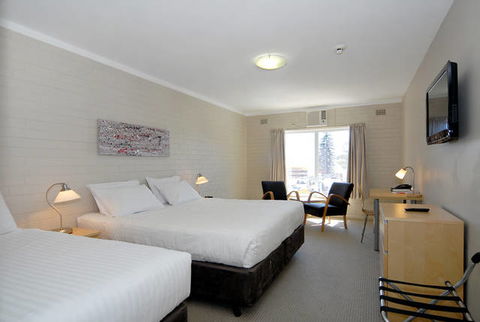 The Murray Hotel - Accommodation Nelson Bay 0