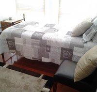 The Pommy Tree Bed  Breakfast - Accommodation Nelson Bay