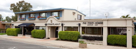 The Town House Motor Inn - Sundowner Goondiwindi - Accommodation Nelson Bay 1