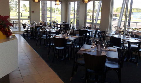Tropixx Motel And Restaurant - Accommodation Nelson Bay 3